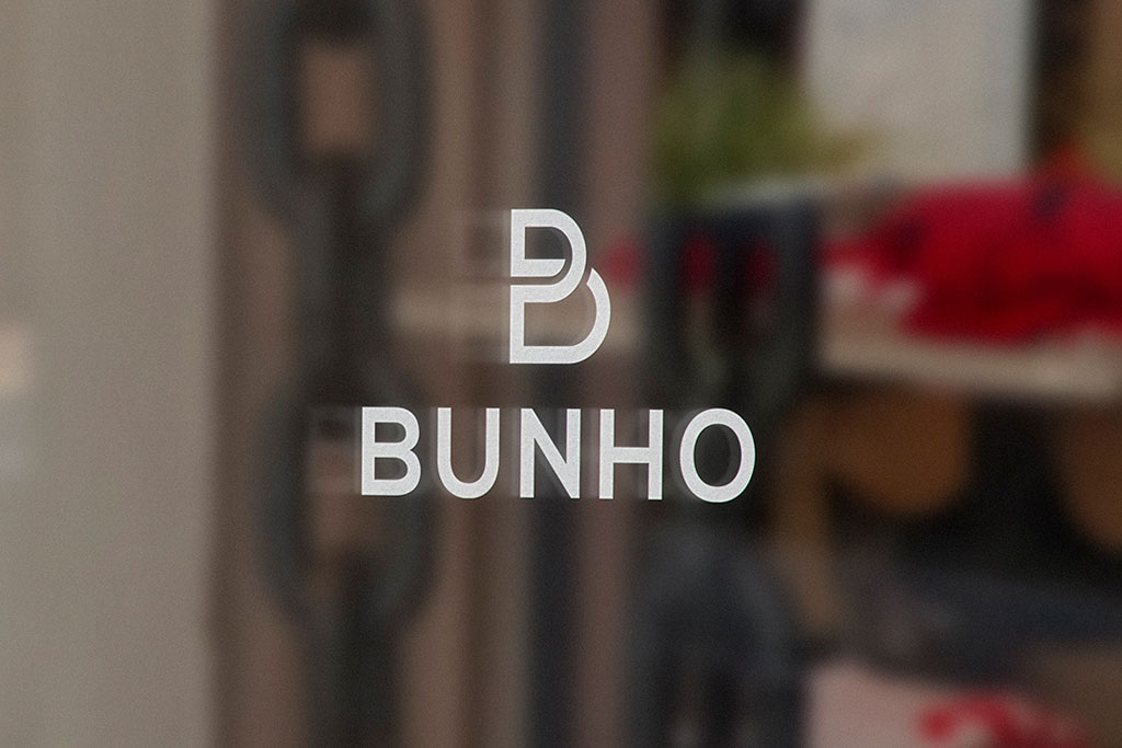 15+ Download Window Signage Text Effect Mockup&nbsp;Psd